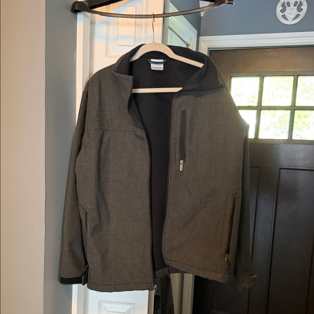 Men's Columbia Gray Softshell Jacket